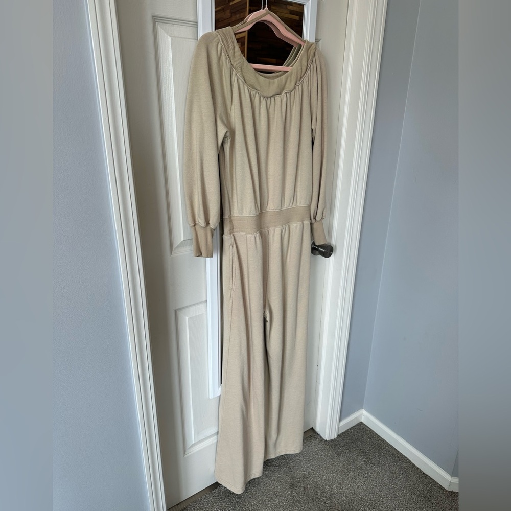 FLAW🤎FP Movement One To Beat Onesie XS Tan NWOT - Picture 10 of 10
